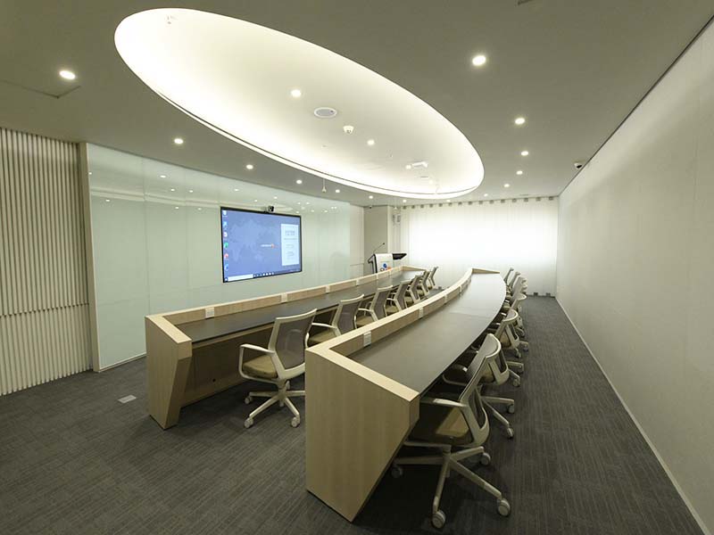 Office for lease in District 1 Le Thanh Ton Street, Saigon City Center