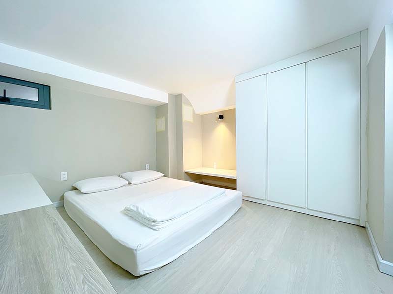 Loft studio for rent on Nguyen Van Linh Street, District 7, HCMC.