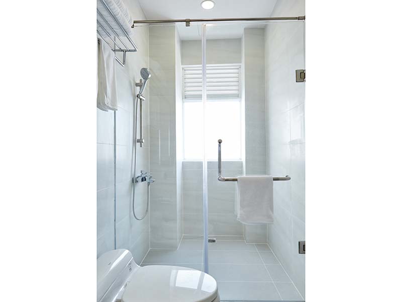 Two bedrooms serviced apartment for rent on Dong Nai St Tan Binh District next to the Airport