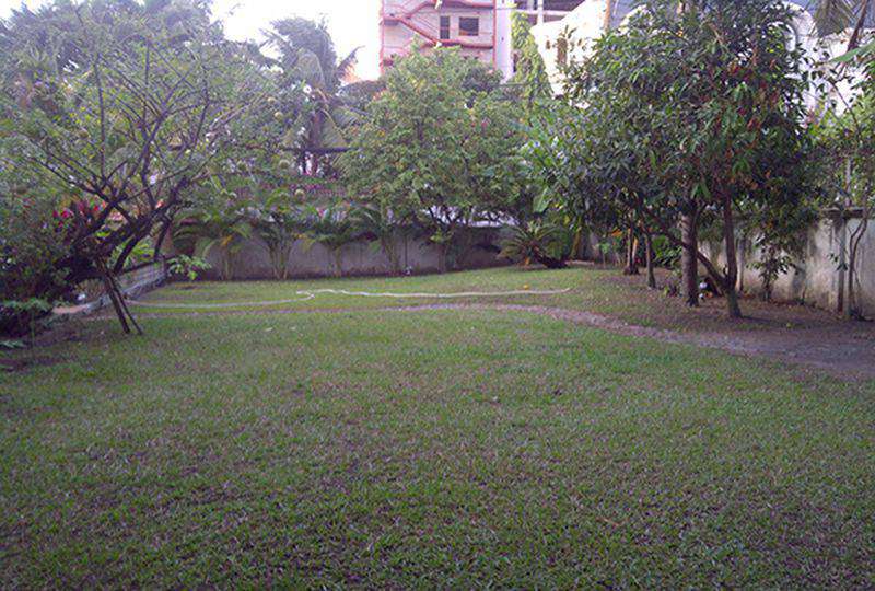 Villa for rent on Dang Huu Pho street Thao Dien District 2 .