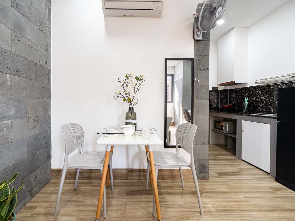 Studio apartment for rent in Binh Thanh District Nguyen Gia Tri Street 