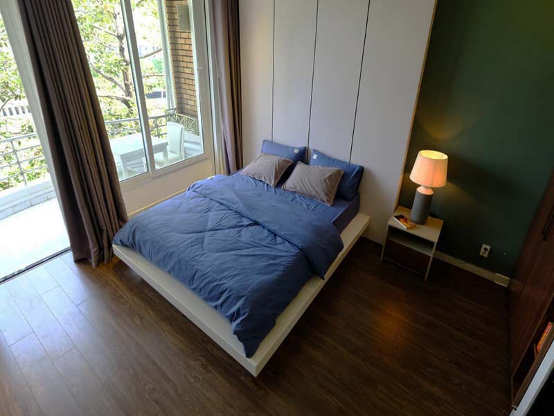 Canal view serviced apartment for rent in District 1 Hoang Sa Street