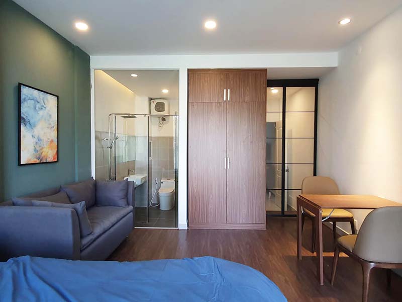 Canal view serviced apartment for rent in District 1 Hoang Sa Street