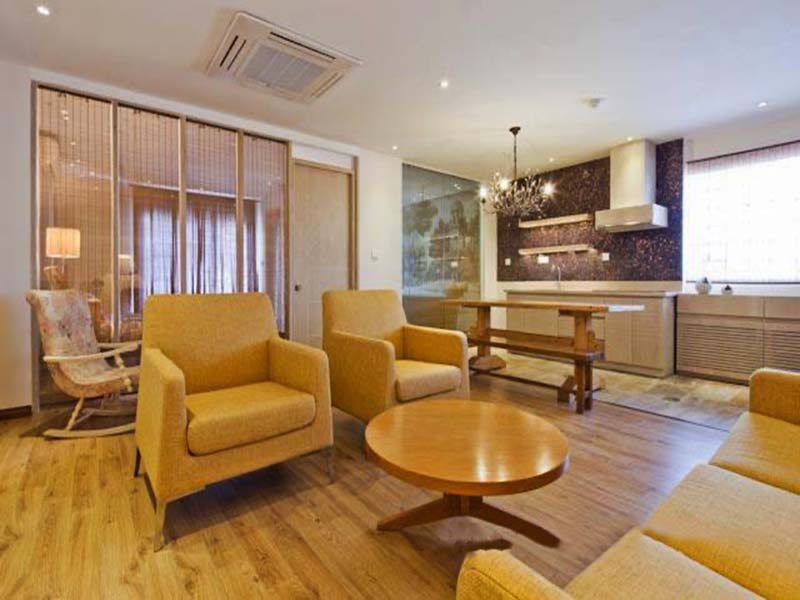 Unique serviced apartment for rent in Phu Nhuan District Saigon City Center