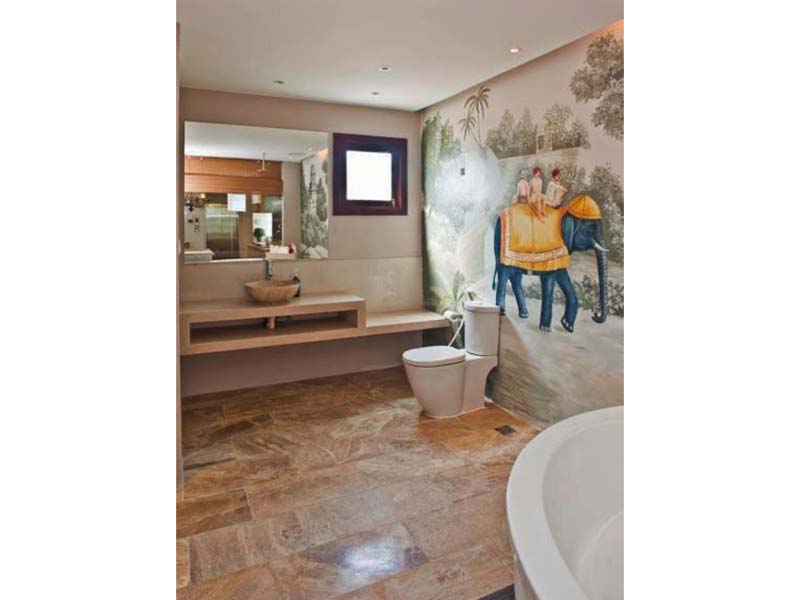 Unique serviced apartment for rent in Phu Nhuan District Saigon City Center