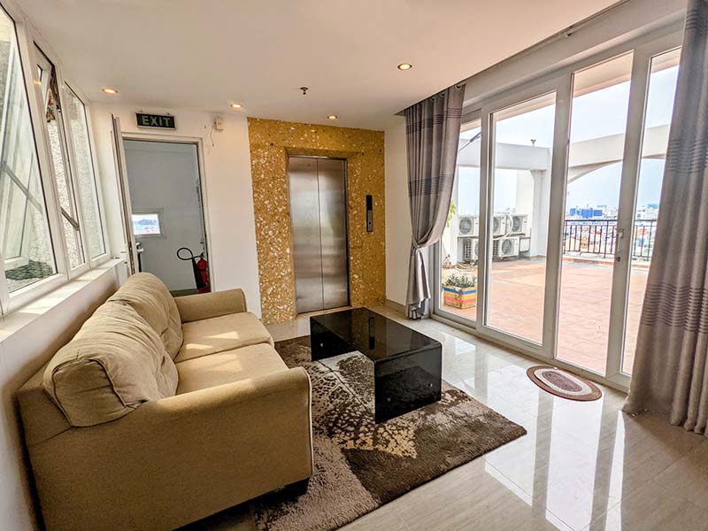 Penthouse apartment for rent in Phu Nhuan District Nguyen Thuong Hien Street