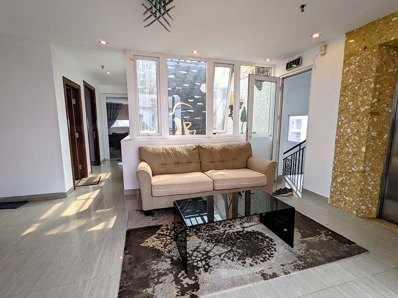 Penthouse apartment for rent in Phu Nhuan District Nguyen Thuong Hien Street