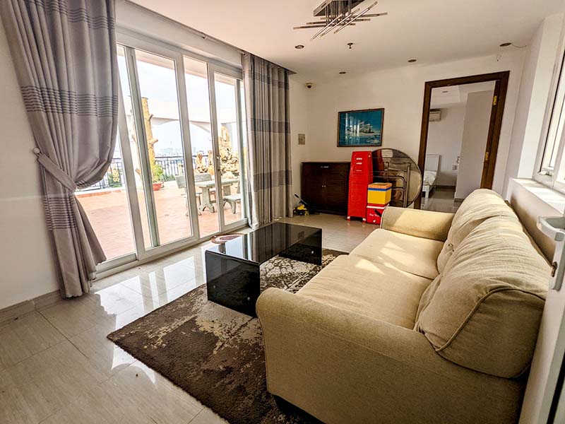 Penthouse apartment for rent in Phu Nhuan District Nguyen Thuong Hien Street