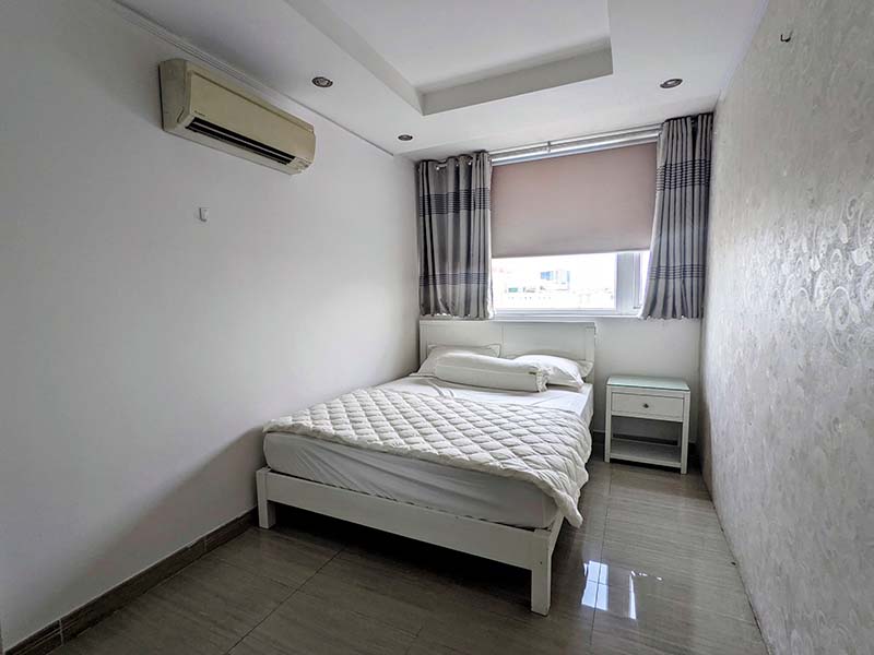 Penthouse apartment for rent in Phu Nhuan District Nguyen Thuong Hien Street