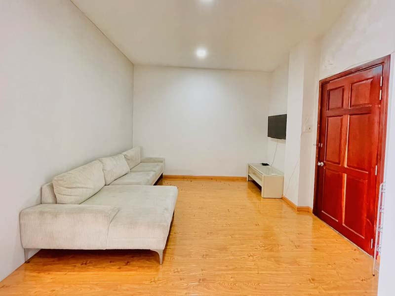 Spacious serviced apartment for lease on Truong Dinh Street, District 3