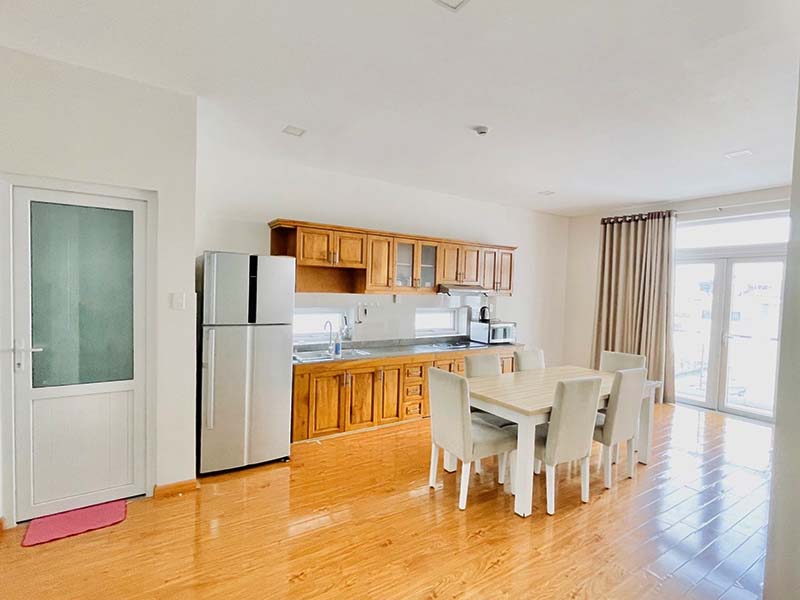 Spacious serviced apartment for lease on Truong Dinh Street, District 3