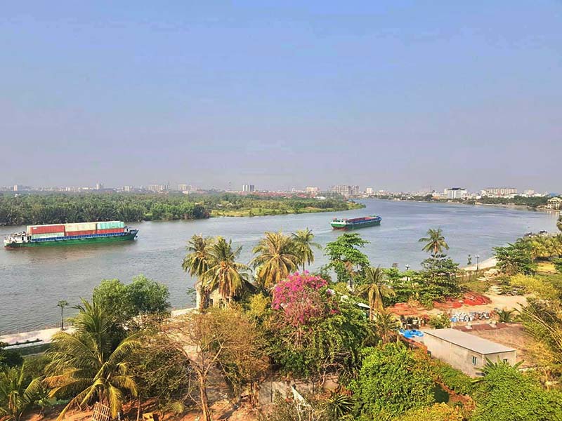 Windy serviced apartment for rent has riverview on Thao Dien District 2