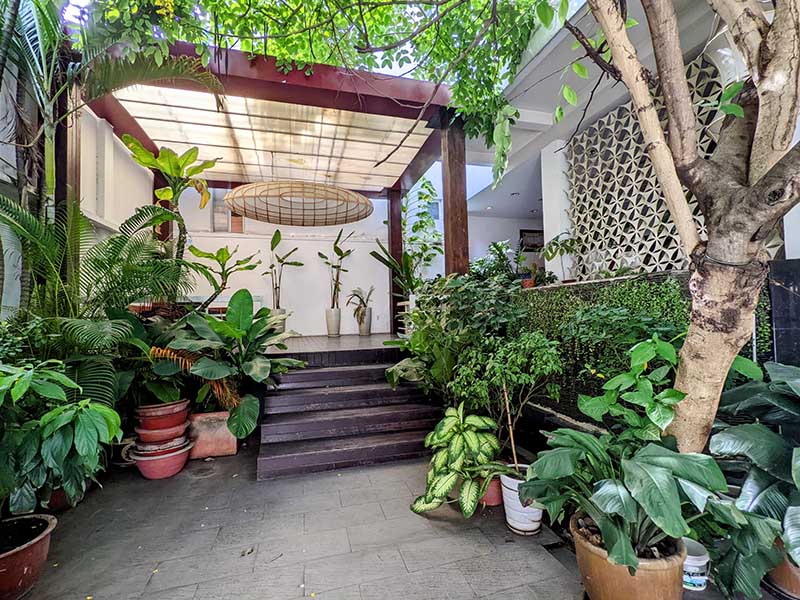 Three bedrooms serviced apartment for rent in District 1 Saigon City