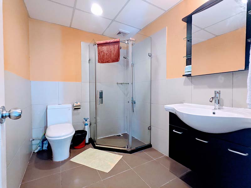 Three bedrooms serviced apartment for rent in District 1 Saigon City