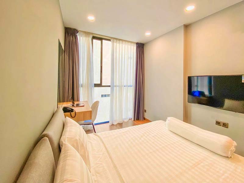 Modern serviced apartment renting in Phu Nhuan District Saigon City Center