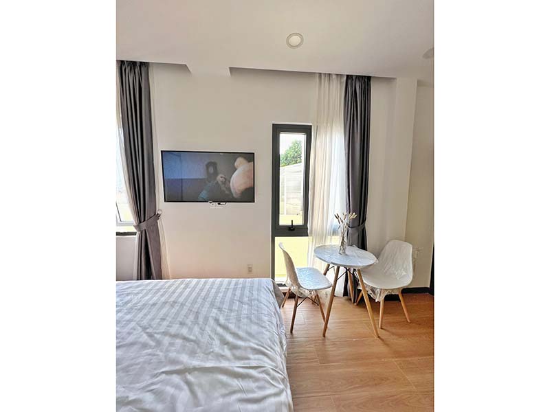 Riverside studio flat renting on Truong Sa Street Phu Nhuan District HCMC