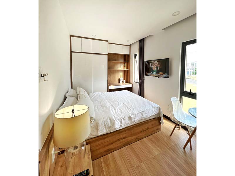 Riverside studio flat renting on Truong Sa Street Phu Nhuan District HCMC