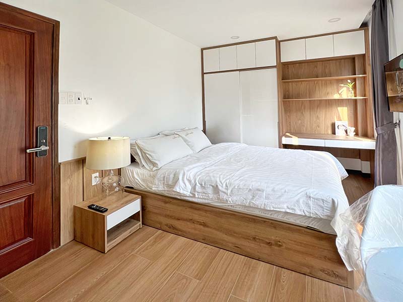 Riverside studio flat renting on Truong Sa Street Phu Nhuan District HCMC