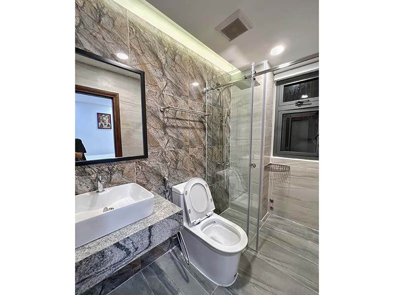 Nice studio serviced apartment rental on Truong Sa Street Saigon City center