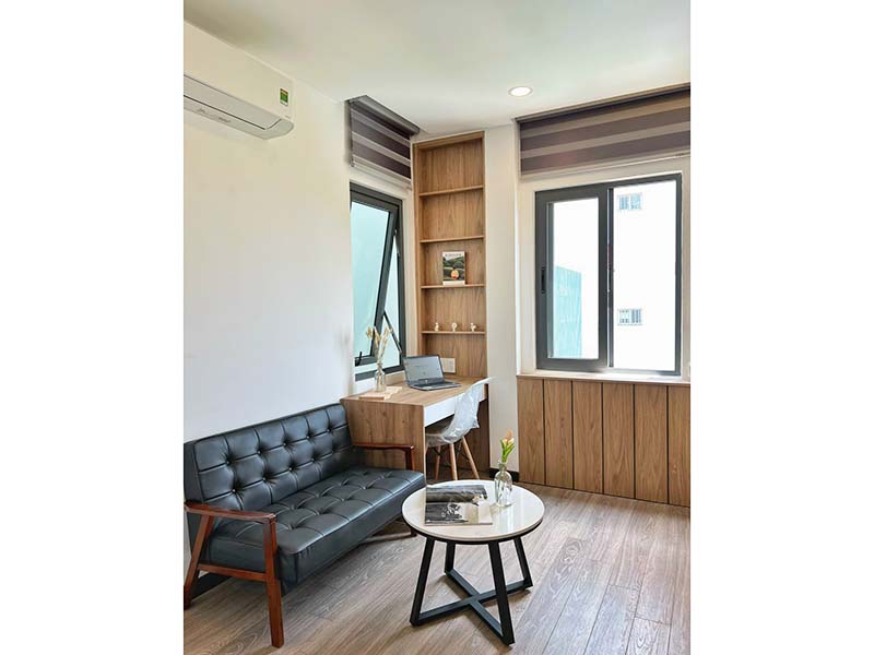 Nice studio serviced apartment rental on Truong Sa Street Saigon City center