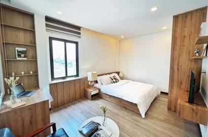 Nice studio serviced apartment rental on Truong Sa Street Saigon City center