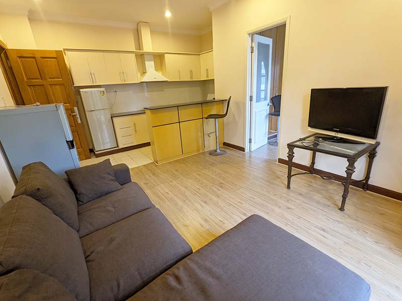 Cityview serviced apartment renting in Binh Thanh District, Saigon City center.