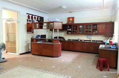 Villa for rent on Thanh Thai street Ward 12 District 10