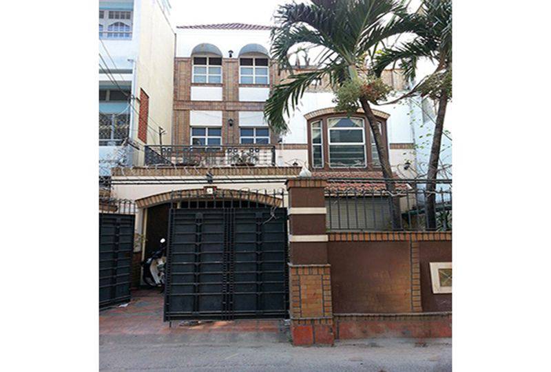 Villa for rent on Thanh Thai street Ward 12 District 10