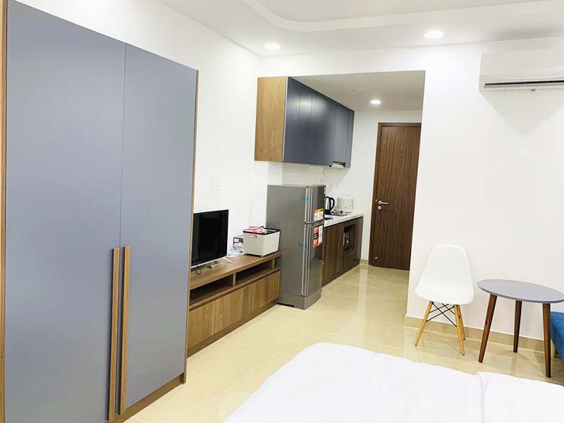 Studio flat leasing nearby Tan Dinh Market District 3 Saigon City center