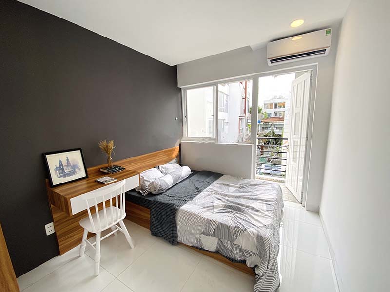 2 bedrooms serviced apartment for lease on Phan Dang Luu Phu Nhuan Dist