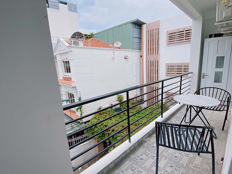 2 bedrooms serviced apartment for lease on Phan Dang Luu Phu Nhuan Dist