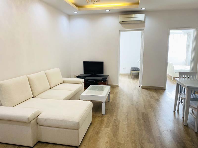 Two bedrooms apartment leasing on Nguyen Thong Street Urban District 3