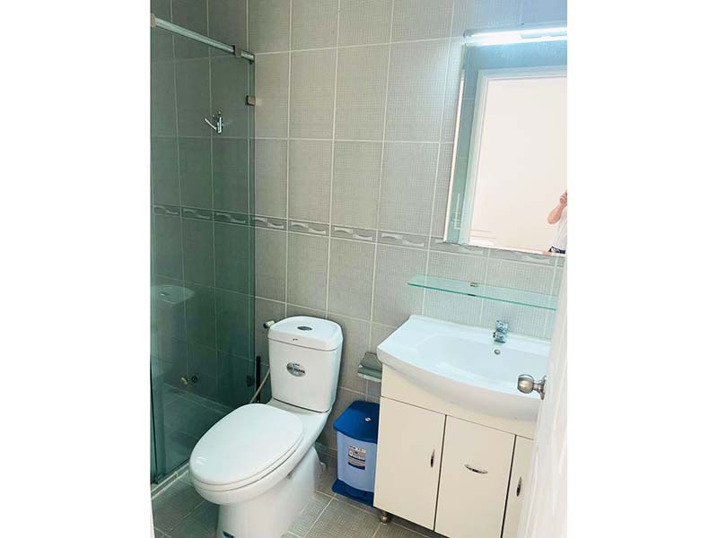 Two bedrooms apartment leasing on Nguyen Thong Street Urban District 3