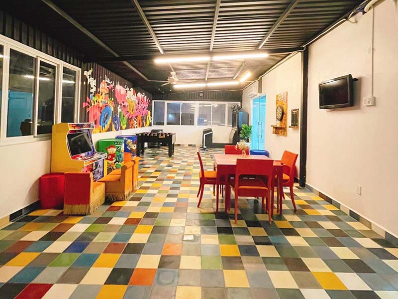 Two bedrooms apartment leasing on Nguyen Thong Street Urban District 3