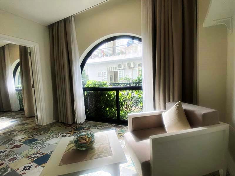 Unique one bedrrom serviced apartment renting in Binh Thanh District Saigon