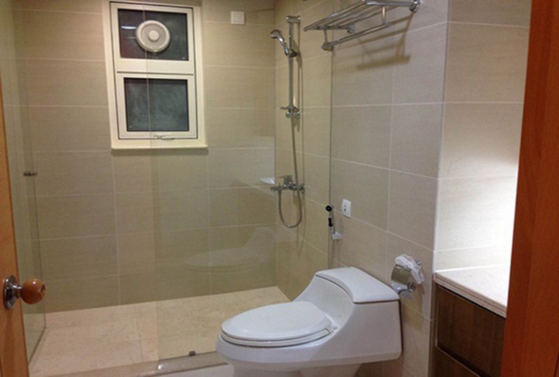 Nice apartment for rent in Saigon Pearl Binh Thanh District , Nguyen Huu Canh street .