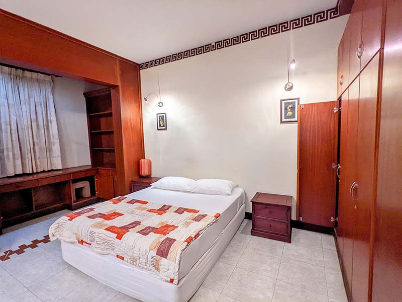 Vintage apartment leasing in Phu Nhuan District Truong Quoc Dung Street