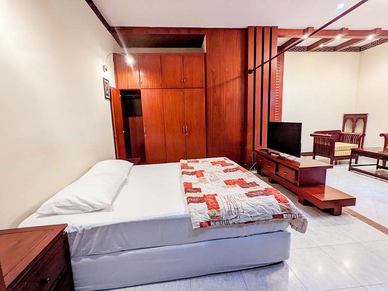 Vintage apartment leasing in Phu Nhuan District Truong Quoc Dung Street