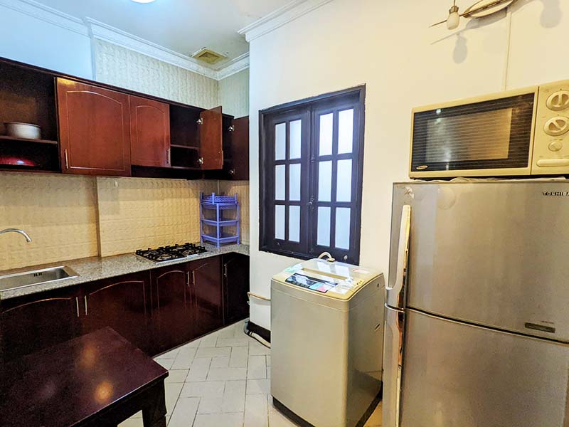 Vintage one bedroom apartment for rent in Phu Nhuan District next to Tan Son Nhat Airport