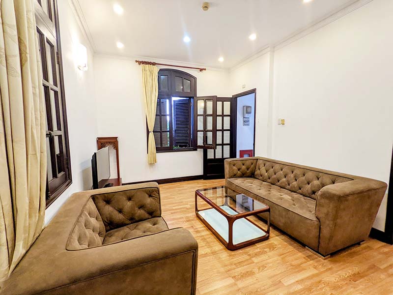 Vintage one bedroom apartment for rent in Phu Nhuan District next to Tan Son Nhat Airport
