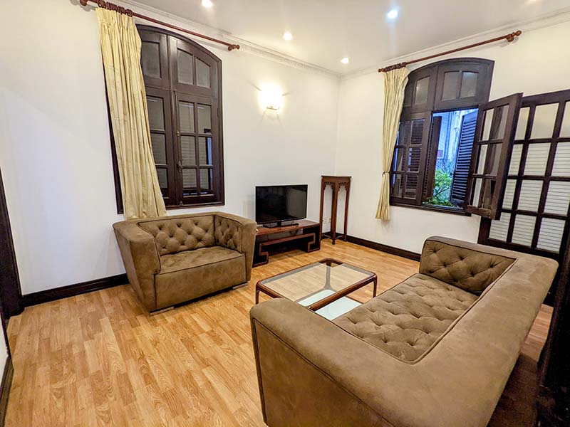 Vintage one bedroom apartment for rent in Phu Nhuan District next to Tan Son Nhat Airport
