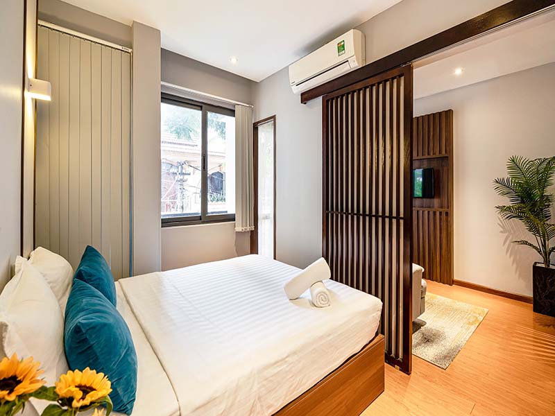 One bedroom serived apartment for lease in Tan Binh District Saigon