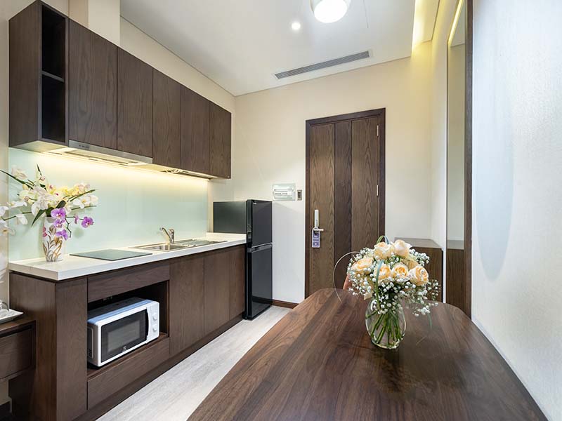 One bedroom serviced apartment condo for lease in Phu Nhuan District Nguyen Van Troi Street