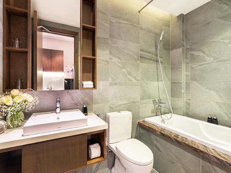 One bedroom serviced apartment condo for lease in Phu Nhuan District Nguyen Van Troi Street