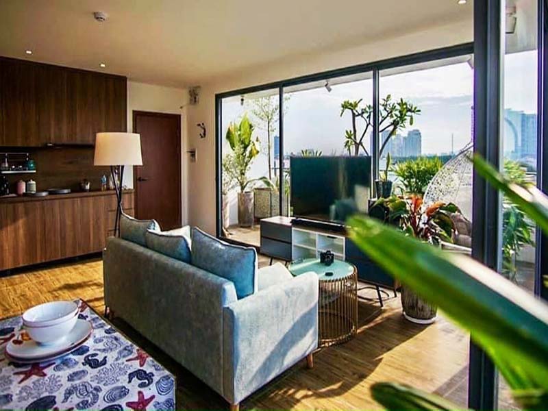 Luxury Penthouse serviced apartment for rent in District 10, To Hien Thanh Street