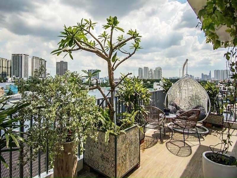 Luxury Penthouse serviced apartment for rent in District 10, To Hien Thanh Street