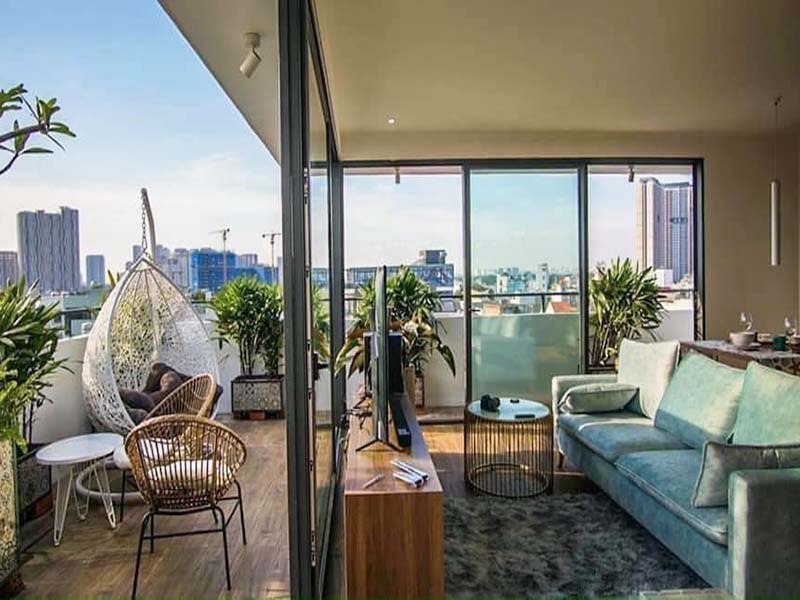 Luxury Penthouse serviced apartment for rent in District 10, To Hien Thanh Street