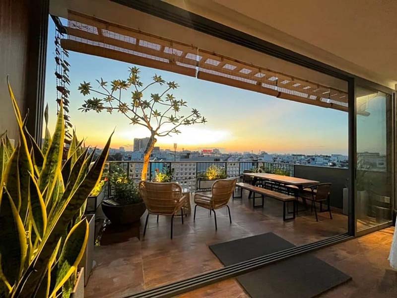 Luxury Penthouse serviced apartment for rent in District 10, To Hien Thanh Street