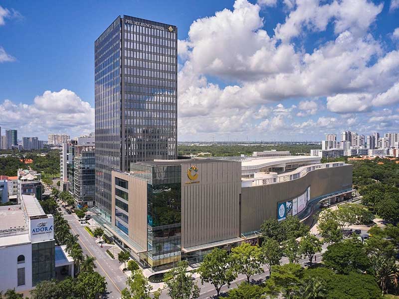 Bright studio serviced apartment renting in District 7 South Saigon City