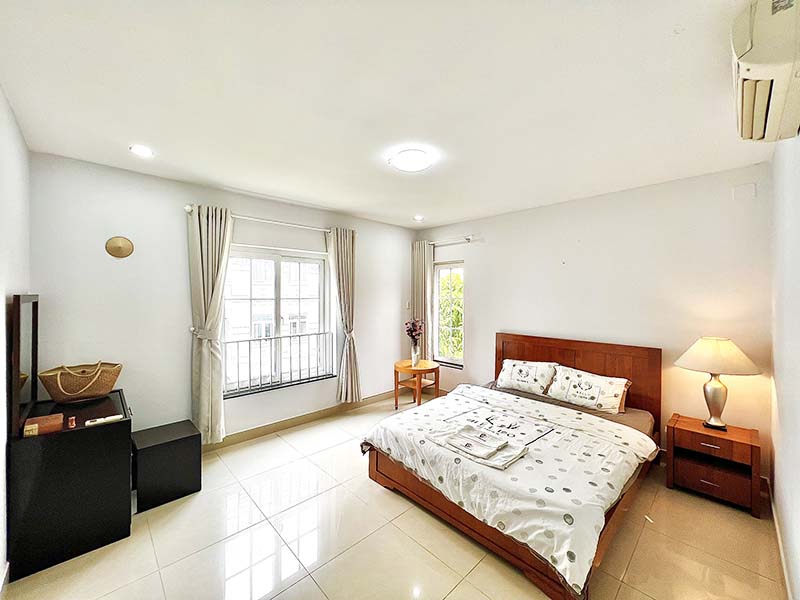 Three bedrooms service apartment for lease on Thao Dien Area 188 Alley
